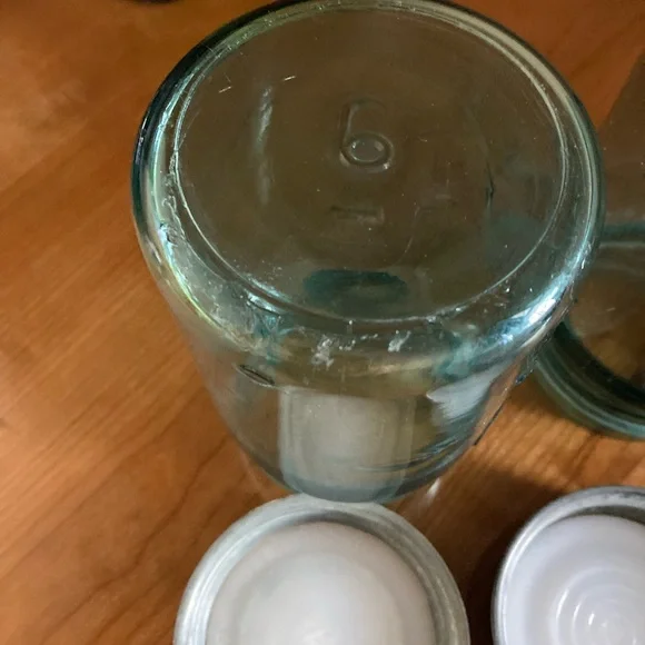 Vintage Aqua Ball Glass Mason Jars with Zinc Lids - Picture 8 of 14